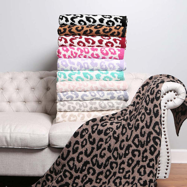 Fuchsia & White Leopard Throw Blanket